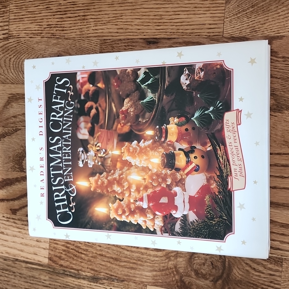 Reader's Digest Christmas Crafts Entertaining Hardcover Projects & Gifts Recipes